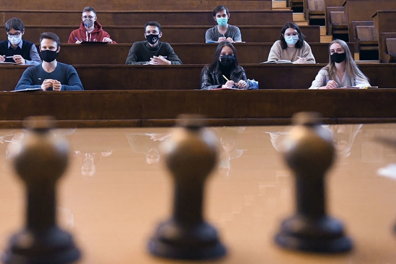 Распределение бюджетных мест в вузы станет предсказуемей и понятней