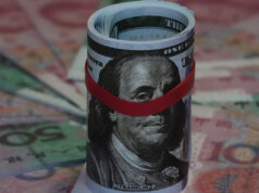 В банках рассказали о росте спроса россиян на иностранную валюту